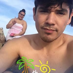 Meet your Posher, Ismael